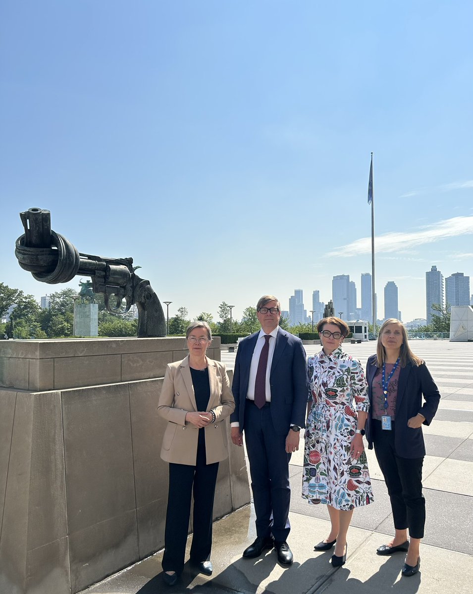 Finland supports two-state solution as the only way to ensure rights &amp; security of both Israelis and Palestinians

Permanent State Secretary <a href="/jukka_salovaara/">Jukka Salovaara</a> represents 🇫🇮 at the conference on Peaceful Settlement of the Question of Palestine &amp; Implementation of Two-State Solution