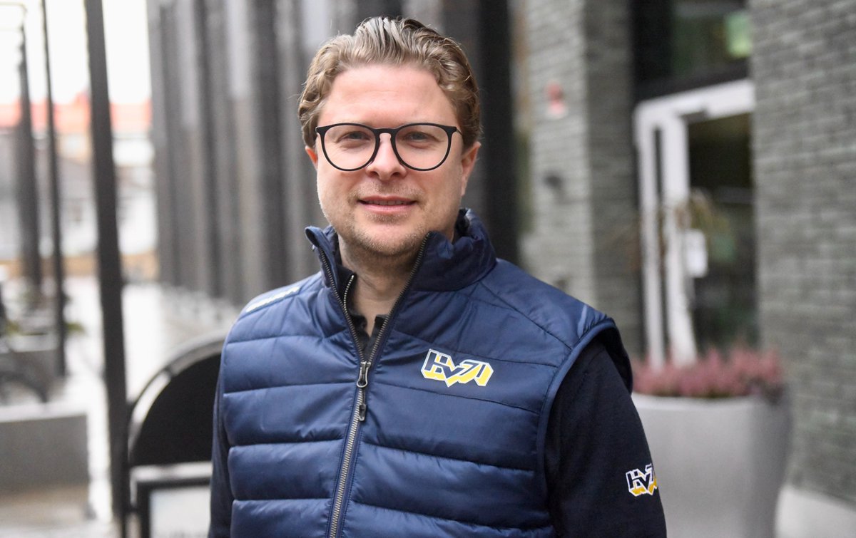 Björn Liljander ger besked om HV:s lagbygge. jp.se/2025-07-29/bjo… #HV71 #SHL