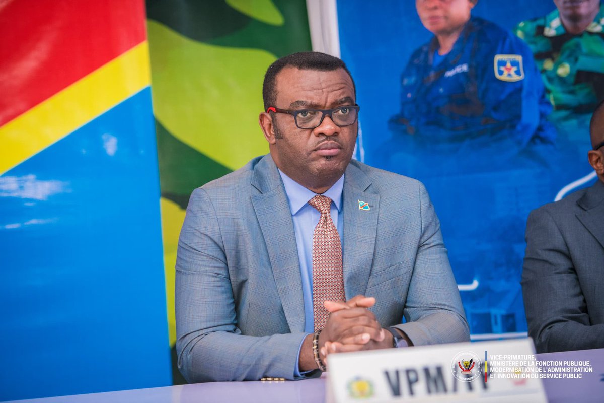 Mwana Bala Bala (@mwana_bala) on Twitter photo VPM <a href="/LihauEbua/">Jean-Pierre LIHAU</a> à la fonct. public :
- Mécanisation systématique des agents de l’Etat ;
- Suppression des matricules doubles ;
- Retraite des agents ayant plus 65 ans à la fonction publique ;
- Stopper les arrêtés ministériels surchargeant la fonction publique.
#Tozali #nanu VPM <a href="/LihauEbua/">Jean-Pierre LIHAU</a> à la fonct. public :
- Mécanisation systématique des agents de l’Etat ;
- Suppression des matricules doubles ;
- Retraite des agents ayant plus 65 ans à la fonction publique ;
- Stopper les arrêtés ministériels surchargeant la fonction publique.
#Tozali #nanu