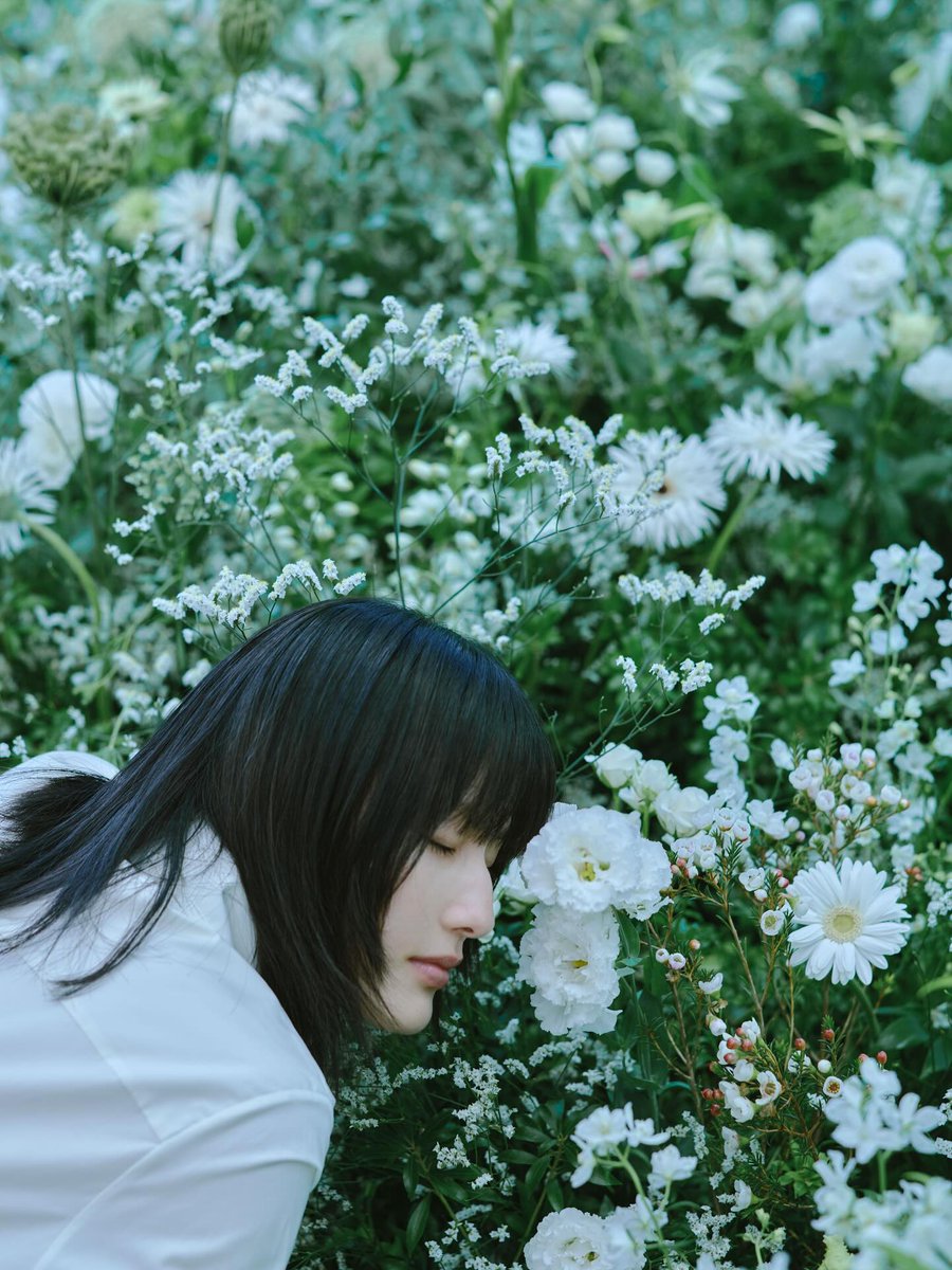 hashiaidays's tweet image. Instagram Update: July 29, 2025

&quot;A collaboration between JIL SANDER and edenworks ...💐🌿♡&quot; 

@/jilsander
@/fashionsnapcom
#JILSANDER
#ジルサンダー銀座  
#橋本愛 

Source: 
instagram.com/p/DMsDNCzxbOk/…
