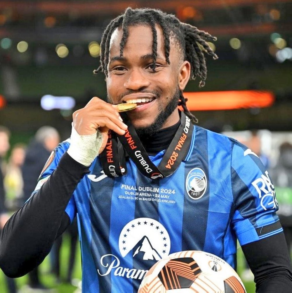 رادار الهلال (@radar_alhilal1) on Twitter photo 🚨🚨🚨🚨🚨🚨🚨🚨🚨🚨🚨🚨🚨🚨|
عاااااااجل :
نادي #الهلال قدم عرض للتعاقد مع لوكمان بقيمة 42 مليون يورو بالإضافة إلى مكافآت وهو العرض الأعلى حاليًا 🔵😨😨
( <a href="/LouGirardiReal/">Louis Girardi</a> ) 🚨🚨🚨🚨🚨🚨🚨🚨🚨🚨🚨🚨🚨🚨|
عاااااااجل :
نادي #الهلال قدم عرض للتعاقد مع لوكمان بقيمة 42 مليون يورو بالإضافة إلى مكافآت وهو العرض الأعلى حاليًا 🔵😨😨
( <a href="/LouGirardiReal/">Louis Girardi</a> )