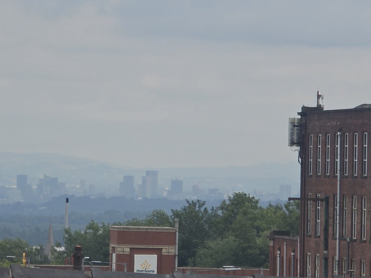 29,7,25, manchester city centre
Check the fallout we all breath in ,it really reminds me of gotham city off batman 
I have just left manchester and it is invisible from there, but we are all being poisened by it