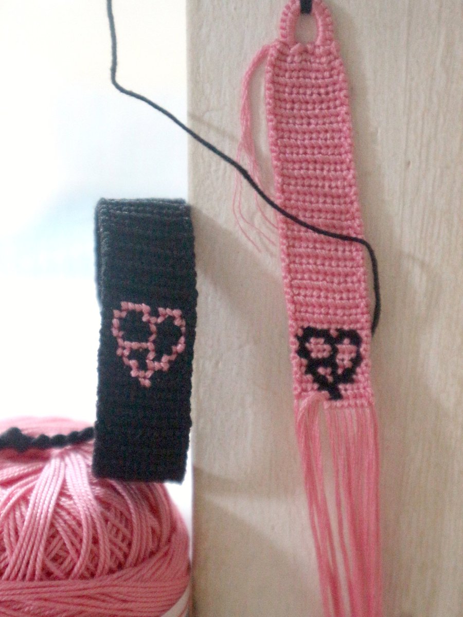 doubleknot_ph's tweet photo. new wip!
coming soon... 🧶🖤🩷

#BLACKPINK #블랙핑크 #JISOO #지수 #JENNIE #제니 #ROSÉ #로제 #LISA #리사 #BLINK #블링크 #DEADLINE https://t.co/NWoGy5kfN8