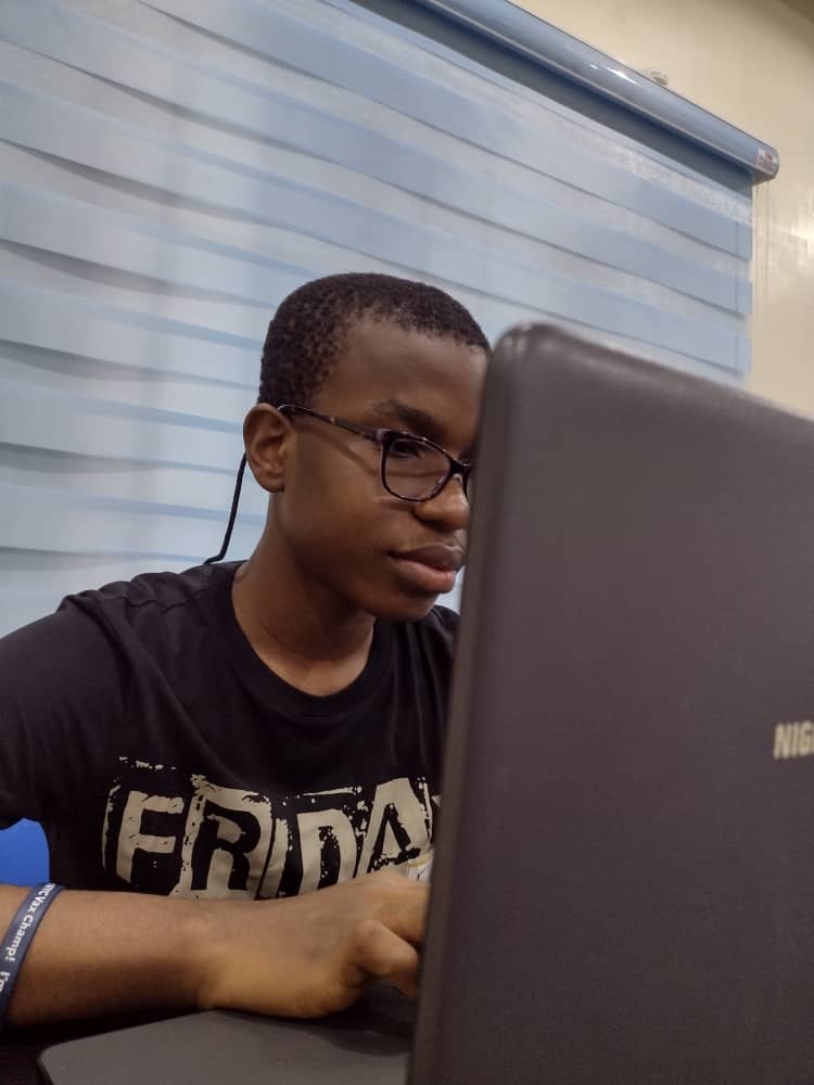 ECRTechServices's tweet photo. "Catch ‘em young," they say…
Day 1 of the ECR Kids Summer Bootcamp was nothing short of peak excitement.
Enrollment is still open, don’t wait till it’s too late.
Send us a DM now.
#summercamp
#techkids #sunmerinumuahia #techmum #techteens #techholiday #summercampinnigeria https://t.co/PYVjttPcBk
