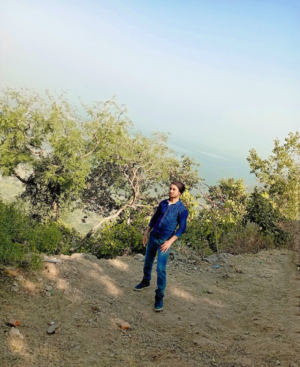iarman_1's tweet photo. 📍#INDIA 🇮🇳
INFLUENCER l FASHION l LIFESTYLE
FREELANCE MODEL &amp; DIGITAL CREATOR
Collabs/Shoots DM me https://t.co/Jv0rZP7Nom