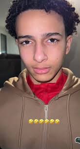 Menr Karim im Stream bitte