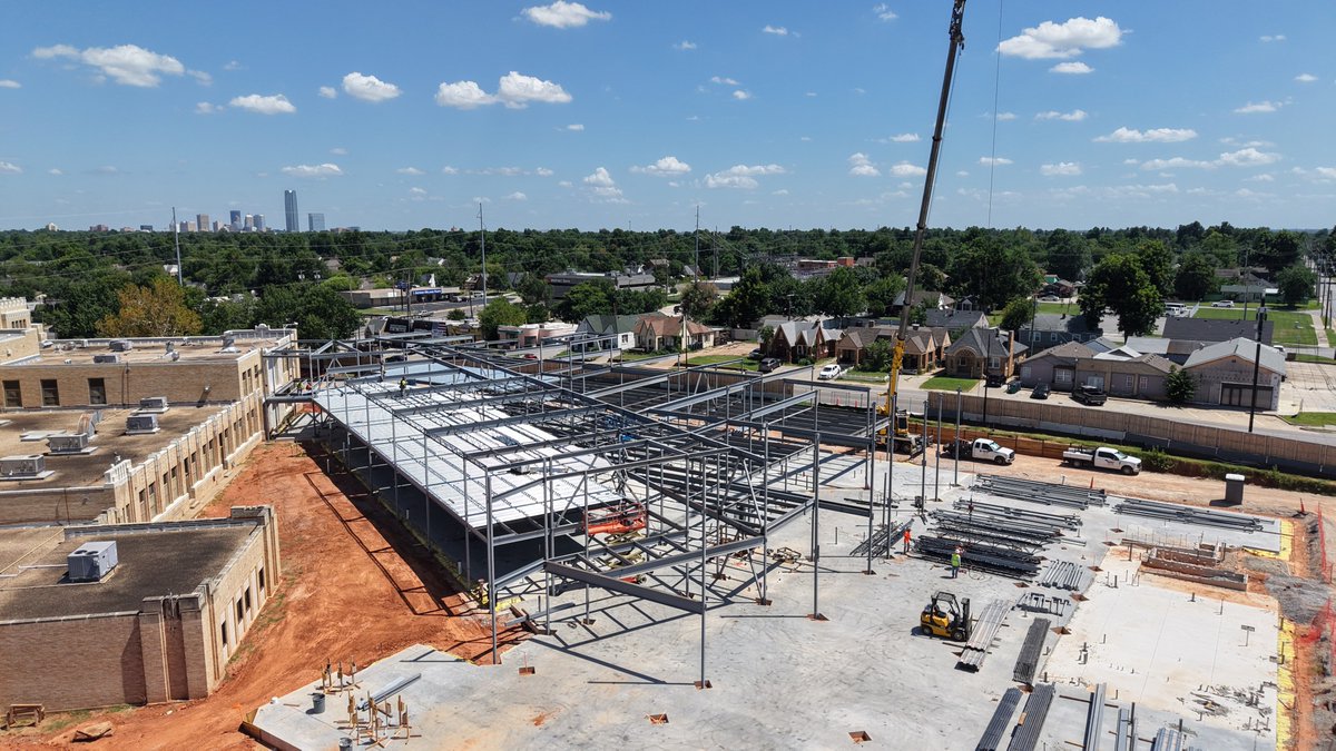 Get a bird's eye view of the steel progress at Taft Middle School! We're pleased to partner on the expansion of the school's building with <a href="/OKCPS/">OKC Public Schools</a>, Butzer Architects and Urbanism, and Bennet Steel. #buildwithlingo