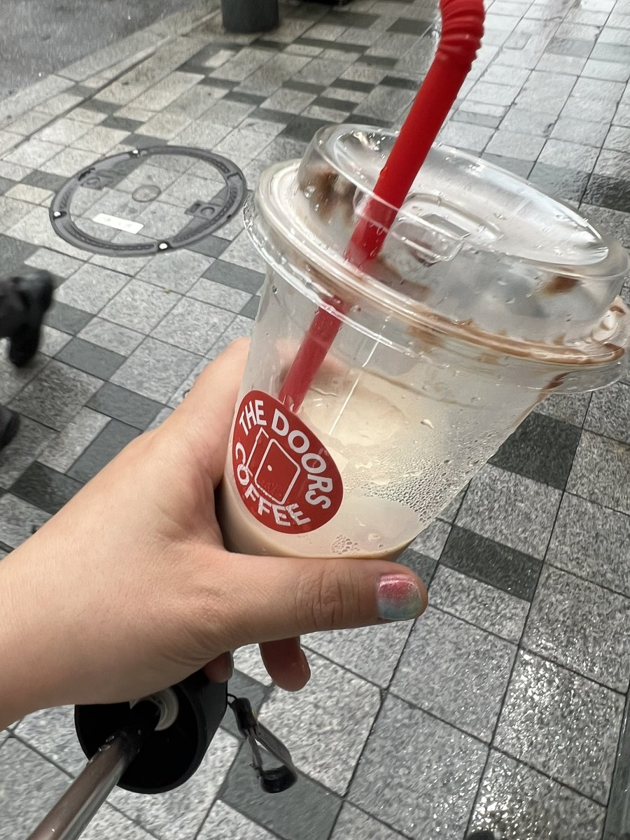 Shiorideshioshi's tweet photo. #DOORSCOFFEE さんかーなーさんが丁寧に入れてくださったコーヒー綺麗なうちに写真撮れずにごめんなさい🥺💦カフェモカご馳走になりました!多分人生で初めてエスプレッソ追加しましたが濃いかな?と思ったらめちゃくちゃ飲みやすくて美味しかった!!
まじでペーカリー×DORSCOFFEEくんちがつきます💪✨ https://t.co/y5VkyMJqhU