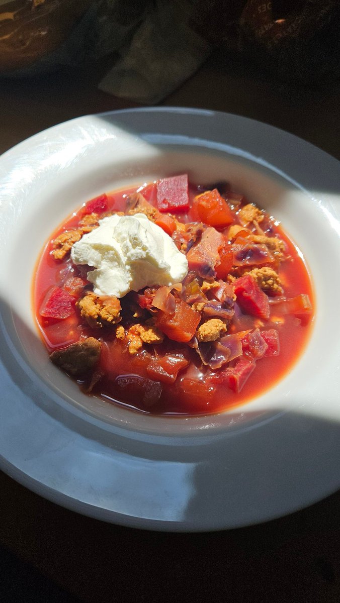 ♕ LEXA | ᴊᴇʟʟᴏ ǫᴜᴇᴇɴ tweet media