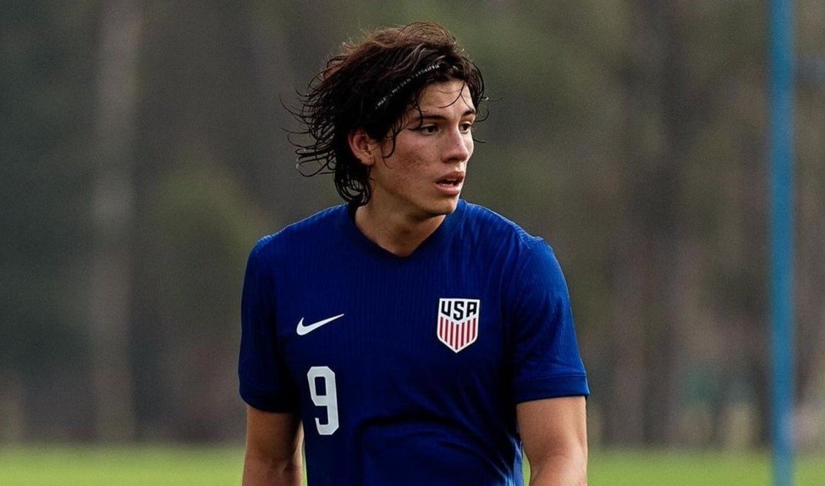 🇺🇸 Sources: Real Salt Lake finalizing deal to sign USYNT forward Marcos Zambrano.

Zambrano, 20, left Philadelphia Union academy for Benfica in 2023. 

Talented forward joins RSL as another option in reloaded attack. Good spot for young players to get a chance.