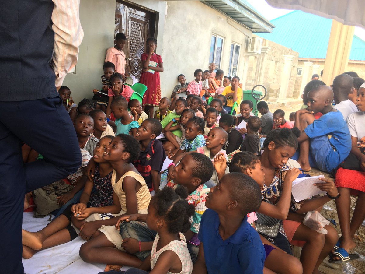 HopecityCharity's tweet photo. Hope through Exhibition
Excursion with our children at "PrintingSolutions" printing press where they: Design, Brand, Print &amp; Promote.
#Charitywork #Children #printingpassion
@save_children @WHO @JuliennesWorld @UNICEF_Nigeria https://t.co/uRdNjRsG0E