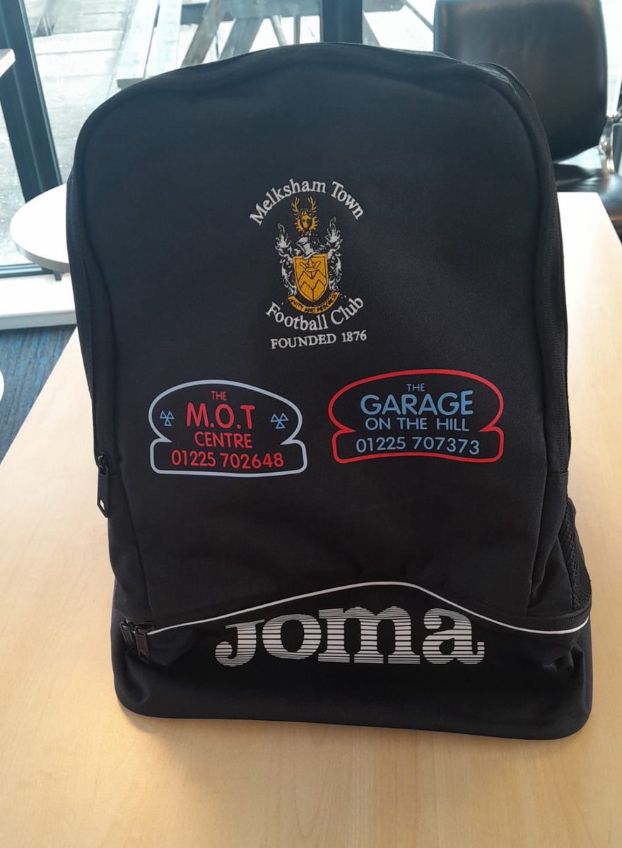 Also a big thx to the MOT Centre and the Garage on the Hill for sponsoring out Team Kit Bags 🖤💛🤝