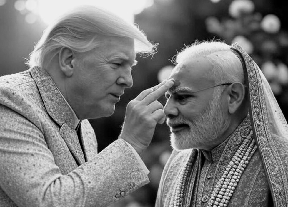 एक सच्ची सनातनी संघिन पतिव्रता पत्नी कभी अपने पति का नाम नहीं लेती।

#SindoorKaSaudagar