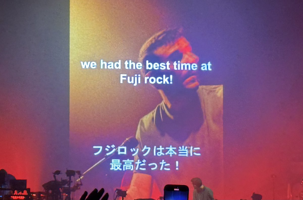 GxCV0W5bUAEOiLK.jpg