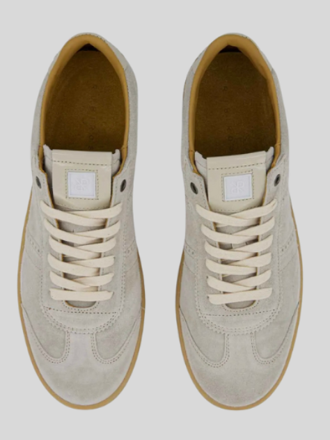 PocketsEst1974's tweet photo. The Judy sneakers, where timeless elegance meets modern sophistication. Crafted with meticulous attention to detail, these sneakers are not just footwear; they are a statement of style and comfort. https://t.co/0uD72uP5Qx