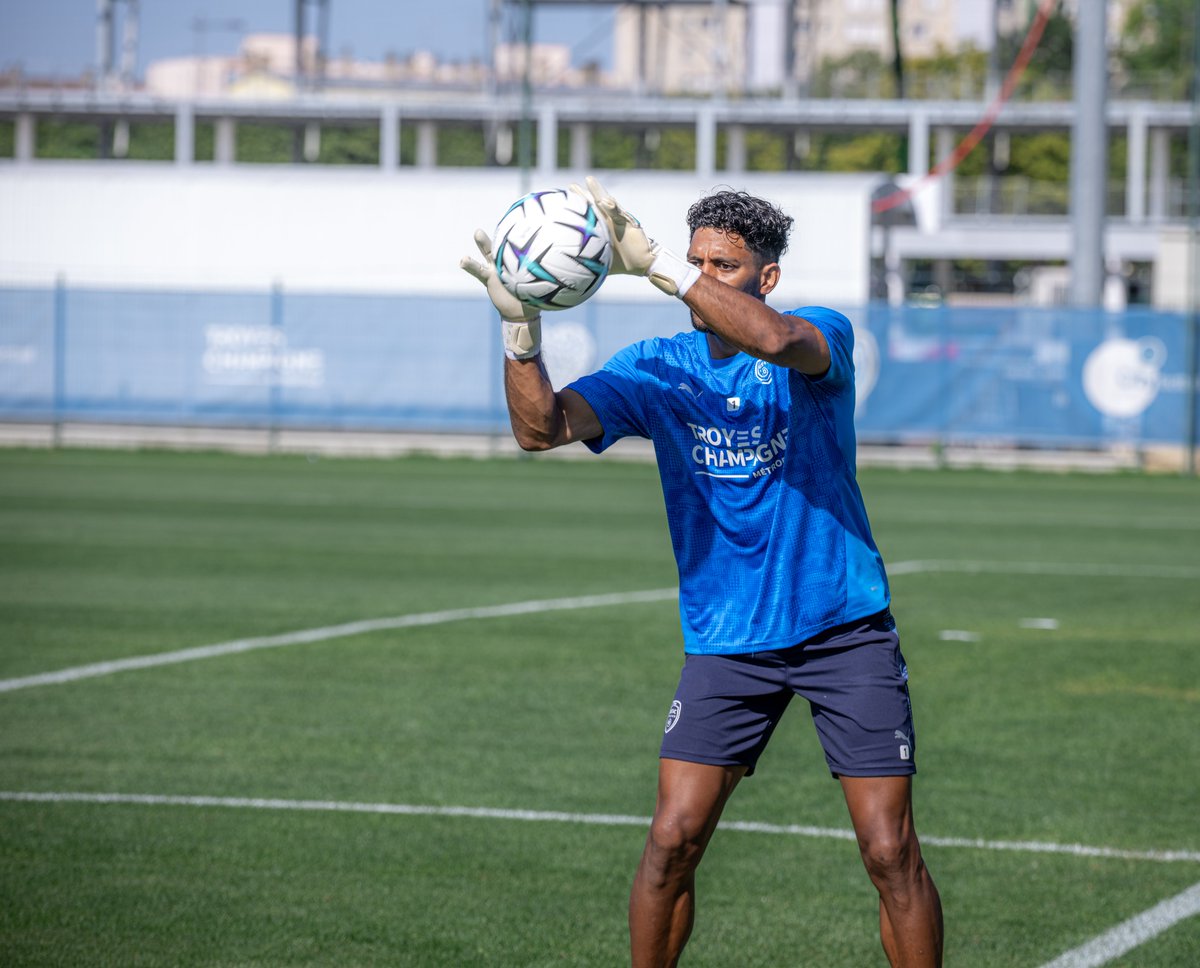 ESTAC Troyes tweet media