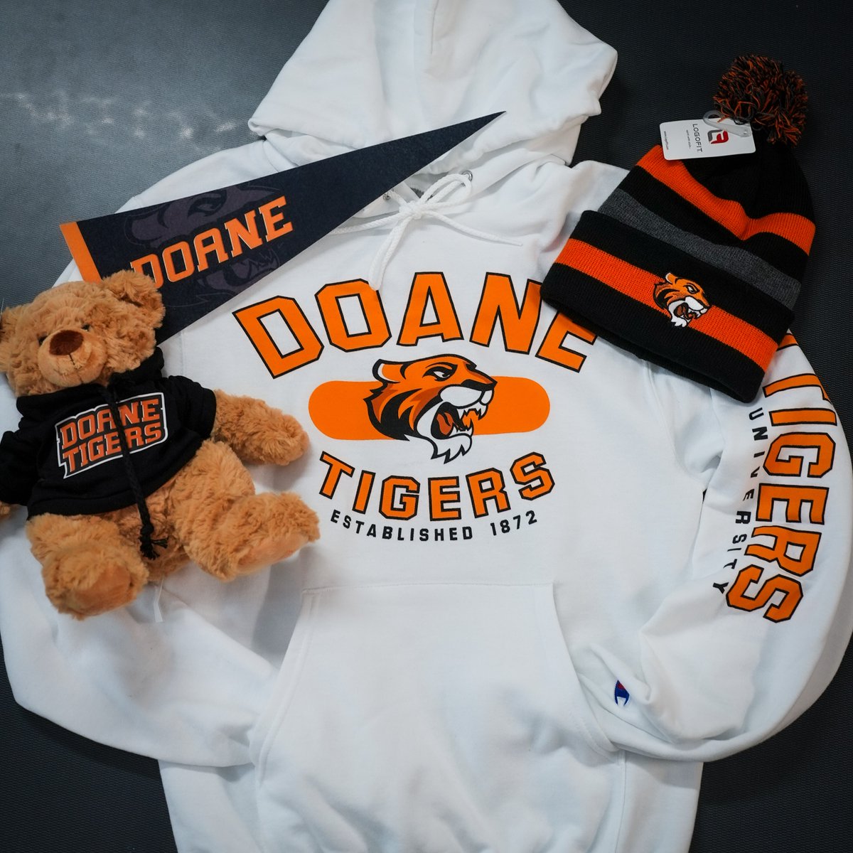 Doane University (@doaneuniversity) on Twitter photo It's about that time of year to build up your Doane gear for this upcoming school year! 🐅 Get your swag from our bookstore on the Crete Campus! 
📚 Did you know?! Our store is open to the public! M-F, 9-3pm.
🖥️ Check out our website! bkstr.com/doaneuniversit… It's about that time of year to build up your Doane gear for this upcoming school year! 🐅 Get your swag from our bookstore on the Crete Campus! 
📚 Did you know?! Our store is open to the public! M-F, 9-3pm.
🖥️ Check out our website! bkstr.com/doaneuniversit…