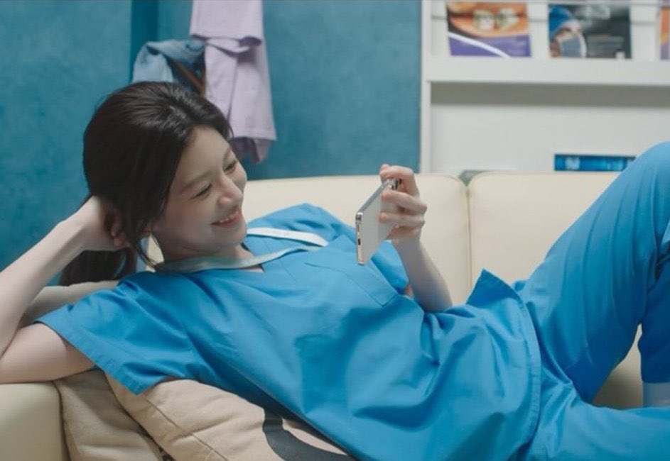 Pov nonton menit menit terakhir head over heels 😭😭