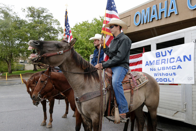 🚨RED, WHITE, AND BULLSH*T: 

How the WTO Killed “Product of USA”

Foreign meat now gets a patriotic label—because Congress bowed to a global tribunal.

American ranchers? 
Getting wiped out.

Short Thread🧵