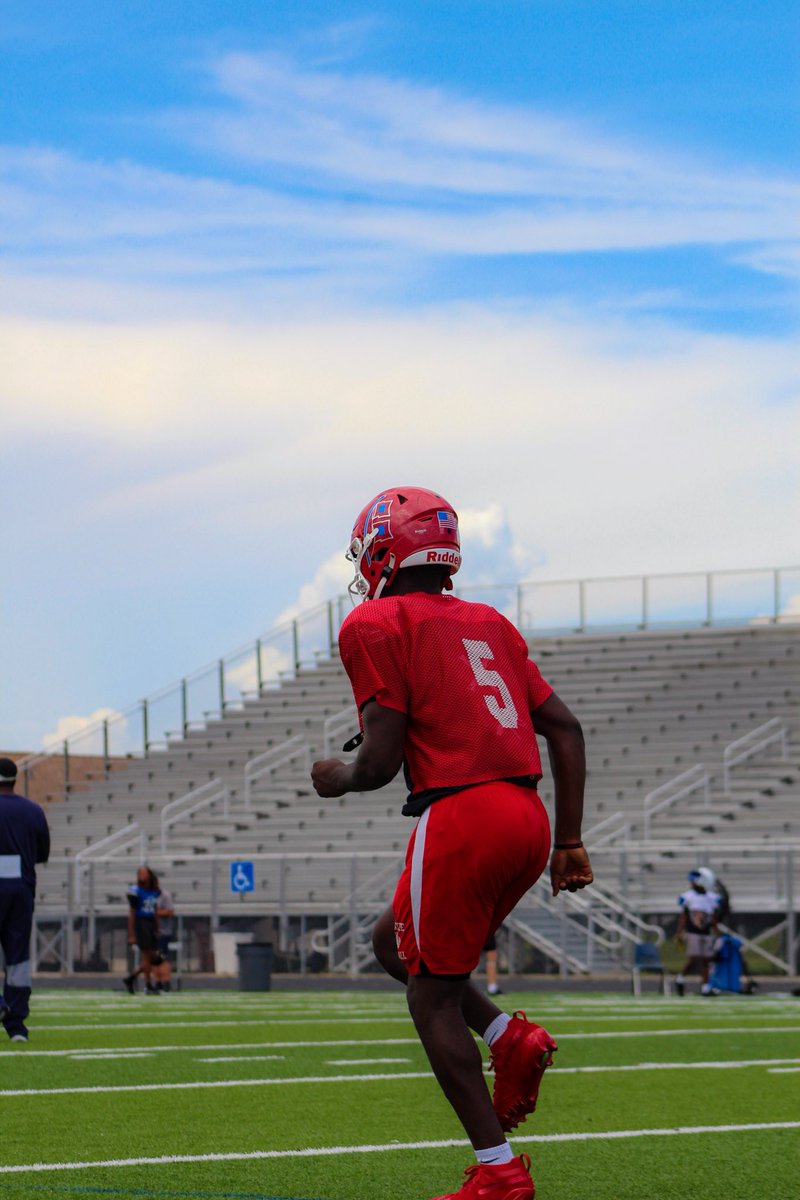 Jkwan williams8 (@jkwanwilliams_8) on Twitter photo I have been given the privilege to wear number one this season .!!!!!!!!!!!!!@ConleyTZiah <a href="/CoaxhP/">Kavious Price</a> <a href="/JacquezGreen/">๐. ๐๐๐๐ช๐ฎ๐๐ณ ๐๐ซ๐๐๐ง</a> <a href="/RecruitManatee/">Manatee Recruiting ๐๐๐๐๐๐</a> <a href="/ManateeFB/">Manatee Football</a> I have been given the privilege to wear number one this season .!!!!!!!!!!!!!@ConleyTZiah <a href="/CoaxhP/">Kavious Price</a> <a href="/JacquezGreen/">๐. ๐๐๐๐ช๐ฎ๐๐ณ ๐๐ซ๐๐๐ง</a> <a href="/RecruitManatee/">Manatee Recruiting ๐๐๐๐๐๐</a> <a href="/ManateeFB/">Manatee Football</a>