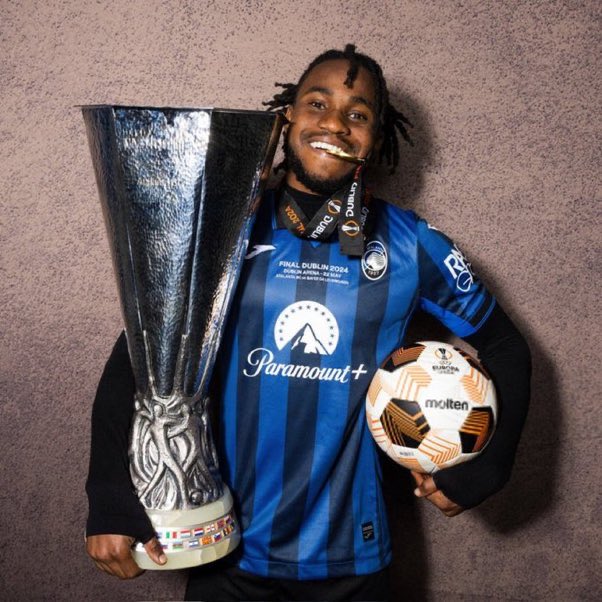 ุงูู
ูุฌุฒ ุงูุฑูุงุถู (@sportstuff24) on Twitter photo ๐จ๐ต ุญุณุจ <a href="/LouGirardiReal/">Louis Girardi</a>:
ูุงุฏู #ุงูููุงู ุนุฑุถ ุนูู ุฃุชูุงูุชุง 42 ู
ูููู ููุฑู ุจุงูุฅุถุงูุฉ ุฅูู ู
ูุงูุขุช ู
ูุงุจู ุงูุญุตูู ุนูู ูููู
ุงู.
ูุฐุง ูู ุงูุนุฑุถ ุงูุฃุนูู ุญุงูููุง ููุงุนุจ. ๐จ๐ต ุญุณุจ <a href="/LouGirardiReal/">Louis Girardi</a>:
ูุงุฏู #ุงูููุงู ุนุฑุถ ุนูู ุฃุชูุงูุชุง 42 ู
ูููู ููุฑู ุจุงูุฅุถุงูุฉ ุฅูู ู
ูุงูุขุช ู
ูุงุจู ุงูุญุตูู ุนูู ูููู
ุงู.
ูุฐุง ูู ุงูุนุฑุถ ุงูุฃุนูู ุญุงูููุง ููุงุนุจ.