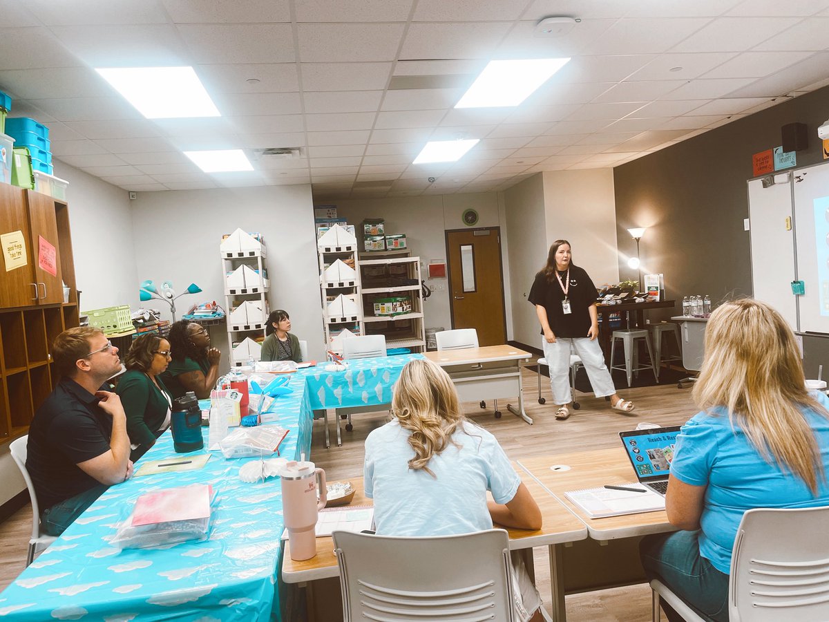 Richland Elementary (@rlerockets1) on Twitter photo RLE welcomes our new teachers to the Flight Crew this morning! We’re excited to see them SOAR at RLE this year! 🚀🩵💛✈️🧑✈️👩✈️ <a href="/billgattus/">Bill Gattus</a> #DreamBigRISD RLE welcomes our new teachers to the Flight Crew this morning! We’re excited to see them SOAR at RLE this year! 🚀🩵💛✈️🧑✈️👩✈️ <a href="/billgattus/">Bill Gattus</a> #DreamBigRISD