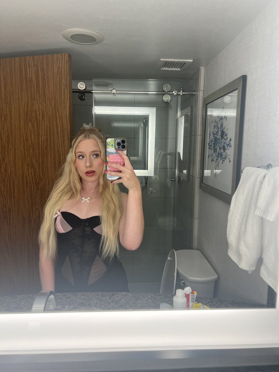 limited availability in NYC this upcoming week! July 31 - Aug 4 😘 
💌: kalliextaylorvip@proton.me