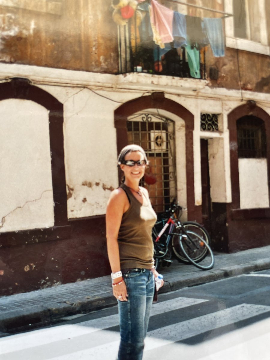 CaboomBooking's tweet photo. Back in the 2000ish travelling the world - amazing time and experience #travelling https://t.co/ybfIwd5eGc