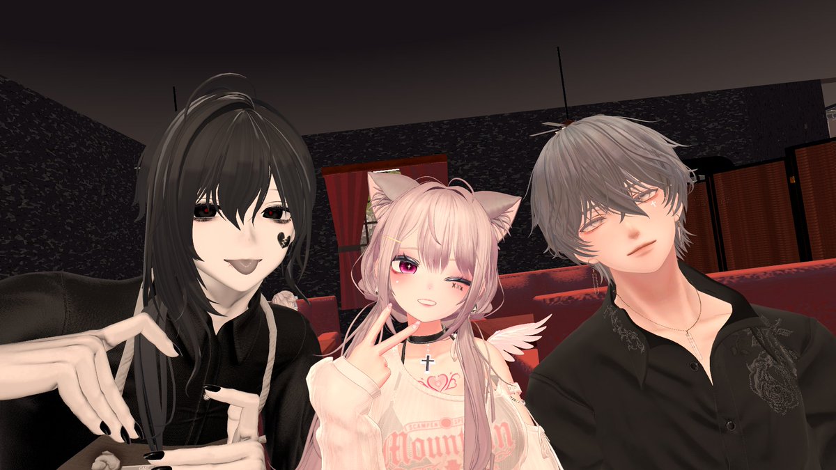 #Sugar_less_vrc
当日枠でいってきた！
キャストさんはお知り合いだったしお隣の方もめちゃめちゃ礼儀正しくて雰囲気最高のイベントだった🙌
