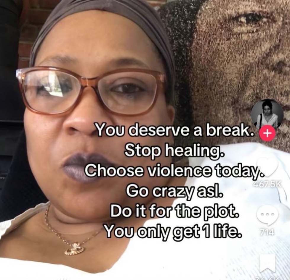 ⛱️ (@vickcantmiss) on Twitter photo 