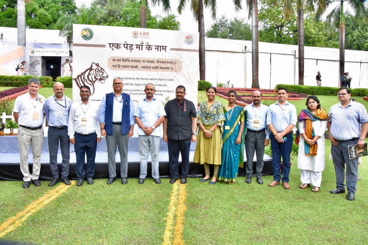 Wildlife Institute of India (@wii_india) on Twitter photo On Occasion of #GlobalTigerDay had the honour of presenting the Small Cat Status Report to the Hon’ble Minister of State Sh. Kirti Vardhan Singh ji <a href="/KVSinghMPGonda/">Kirti Vardhan Singh</a>
Small wild cats play an essential role in maintaining ecological balance—so let’s spotlight their contribution in On Occasion of #GlobalTigerDay had the honour of presenting the Small Cat Status Report to the Hon’ble Minister of State Sh. Kirti Vardhan Singh ji <a href="/KVSinghMPGonda/">Kirti Vardhan Singh</a>
Small wild cats play an essential role in maintaining ecological balance—so let’s spotlight their contribution in