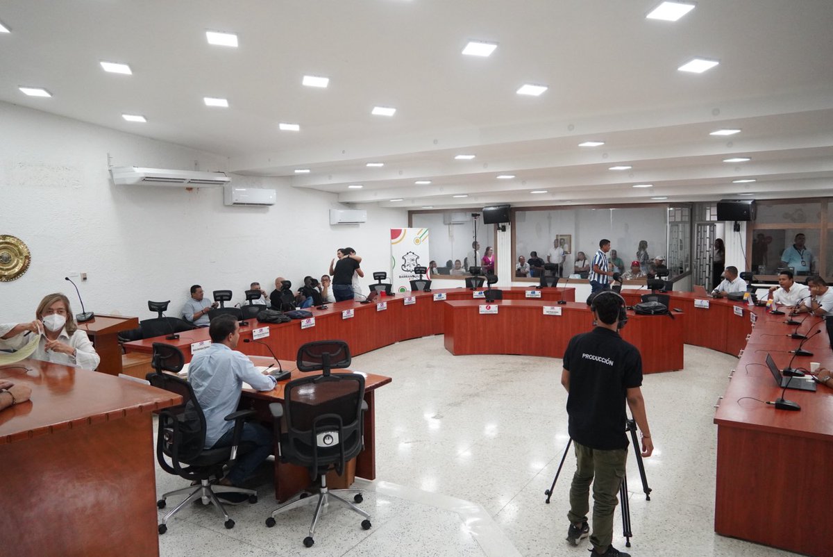 Concejodebaq's tweet image. Damos inicio a la Sesión Plenaria Ordinaria del Concejo de Barranquilla 

Sigue la transmisión: youtube.com/live/yKzY7aGmY…