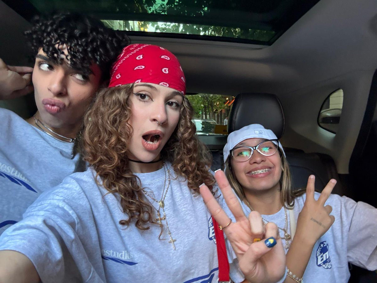 📣| Las Yeguas via canal de difusión de WhatsApp 

“IRL POR MADRID🙂‍↔️💘💘
kick.com/alondrissa”