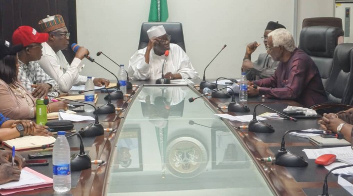 Meeting between FG and NANNM ends in deadlock. With no agreement on demands, NANNM confirms 7-day warning strike begins at 12:01am Wednesday 30th July, 2025. ✊🏽 #NANNMStrike #NursesDeserveBetter #SolidarityForever