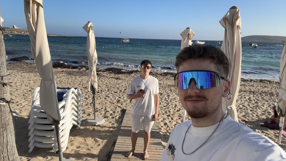 xeriffer tweet media