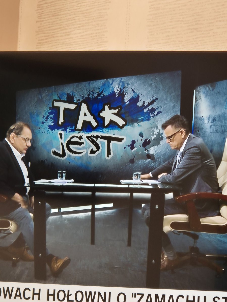 59Jpiech's tweet photo. Czy oni mogli by  przestać pieprzyc o "zamachu stanu "a zajęli sie tym o czym mowil dzisiaj rano w radiu Zet Min.Berek ze Polska spłaca odsetki 100 mld.zl. od długu ktory zaciągnął PiS w czasie swoich rzdow .O tym Polki I Polacy powinni sie dowiedzieć a nie o urojeniach Holowni . https://t.co/nxD8OUI7ik