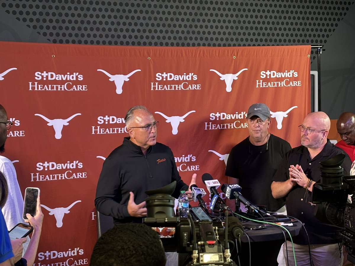 Day before practice starts at UT, OC/O Line coach Kyle Flood and the rest of coordinators meeting with the media