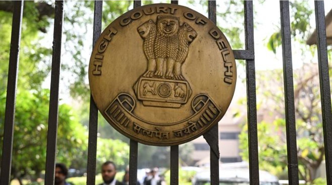 दिल्ली हाईकोर्ट का बड़ा निर्देश!⚖️

अब NEET परीक्षा में तकनीकी गड़बड़ी के शिकार छात्रों को मिलेगा न्याय।

NTA को आदेश —
"ऐसी समस्याओं के समाधान के लिए स्थायी शिकायत निवारण समिति बनाए।"

छात्रों की मेहनत यूं ही ज़ाया नहीं जाएगी 🙏
#NEET #DelhiHighCourt