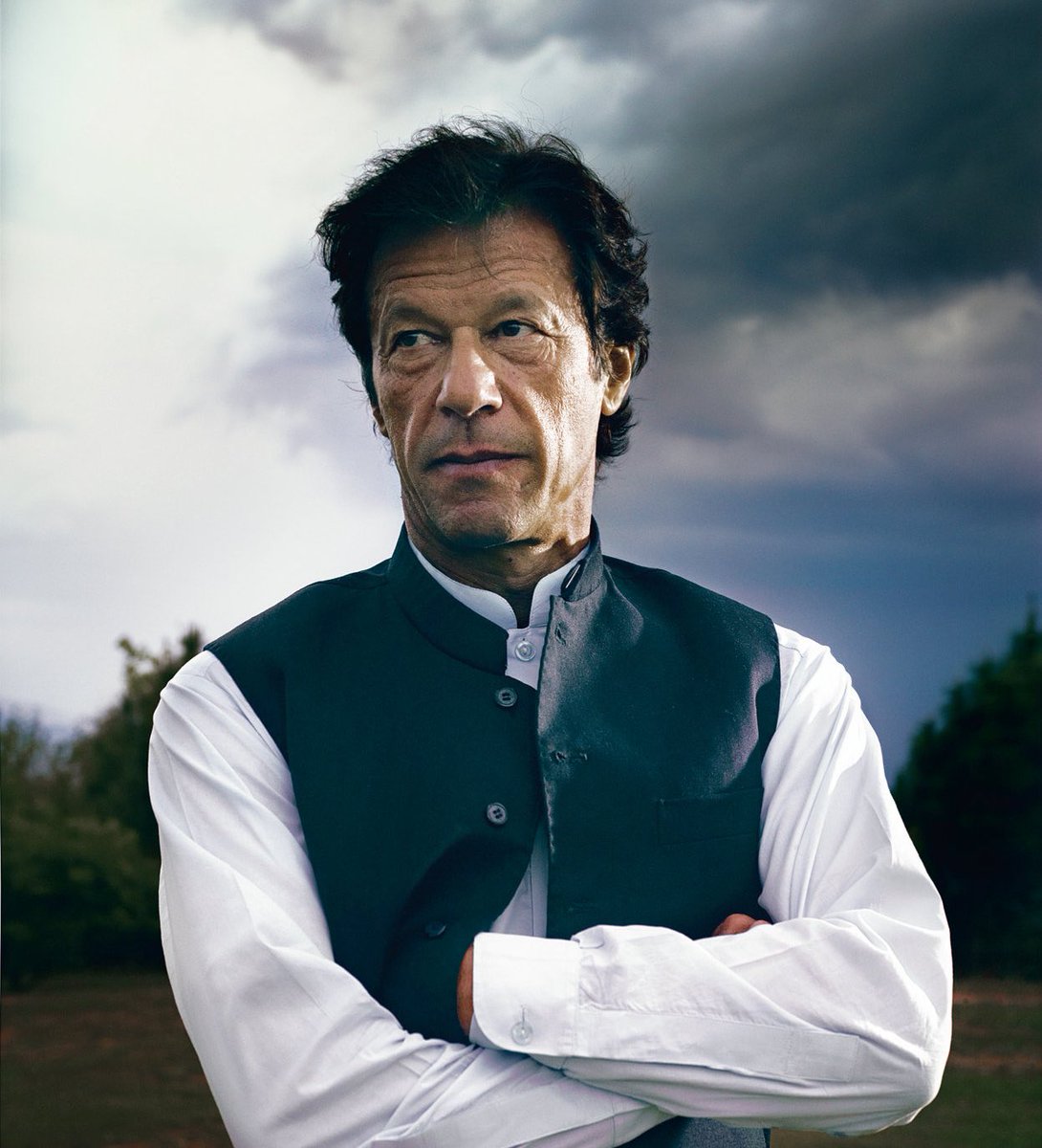 ⁱᴾⁱᵃⁿگل عائزہ (@gullg804) on Twitter photo خان اکیلا نہیں ہے…
اکیلا وہ ہے جو ظالموں کو دیکھ کر بھی چپ ہے۔
یہ وہ وقت ہے جب لبوں کو آگ بنانا ہوگا،
اور قدموں کو طوفان۔
#نکلو_اب_خاموشی_گناہ_ہے
<a href="/TeamiPians/">Team Insafians 𝗣𝗼𝘄𝗲𝗿</a> خان اکیلا نہیں ہے…
اکیلا وہ ہے جو ظالموں کو دیکھ کر بھی چپ ہے۔
یہ وہ وقت ہے جب لبوں کو آگ بنانا ہوگا،
اور قدموں کو طوفان۔
#نکلو_اب_خاموشی_گناہ_ہے
<a href="/TeamiPians/">Team Insafians 𝗣𝗼𝘄𝗲𝗿</a>