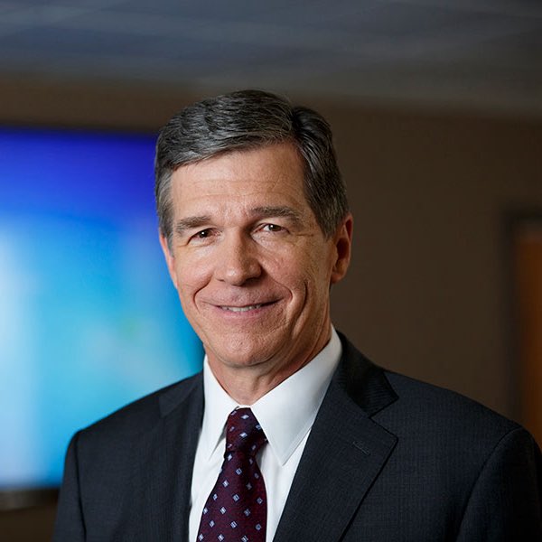 Protect Kamala Harris ✊ (@disavowtrump20) on Twitter photo 🚨BREAKING: Democrat Roy Cooper has raised over $3.4 million in the first 24 hours of his campaign, breaking the record for the most ever raised by a Senate candidate in one day.
RETWEET if you support <a href="/RoyCooperNC/">Roy Cooper</a> as he runs to flip North Carolina Blue! 🚨BREAKING: Democrat Roy Cooper has raised over $3.4 million in the first 24 hours of his campaign, breaking the record for the most ever raised by a Senate candidate in one day.
RETWEET if you support <a href="/RoyCooperNC/">Roy Cooper</a> as he runs to flip North Carolina Blue!