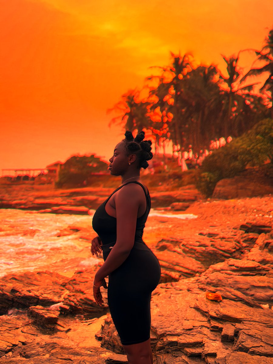 Quitting my job to be a full-time mermaid 💋🏖️🏖️🧜‍♀️