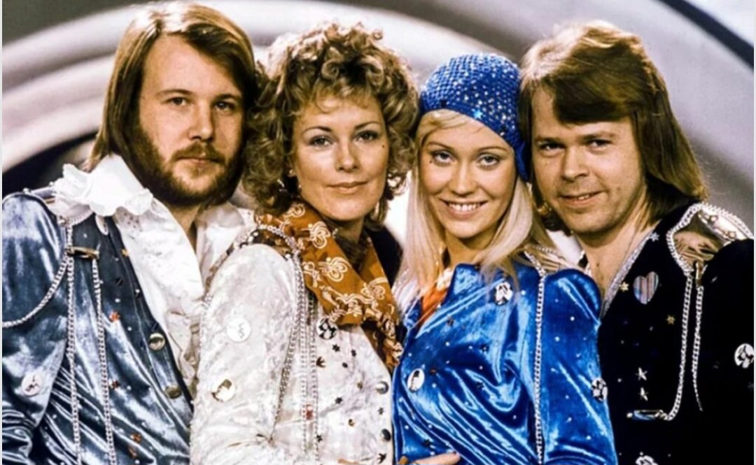 TVYMSEspectcul1's tweet photo. ABBA celebra un logro sin precedentes en YouTube y reafirma su legado en la música pop
Un clásico de la música pop alcanzó una cifra histórica en la era digital...
#ABBA #ABBAFOREVER #ABBAVOYAGE #ABBAARENA #ABBAMUSEUM #ABBAMUSIC https://t.co/7mRQ18C5Zl