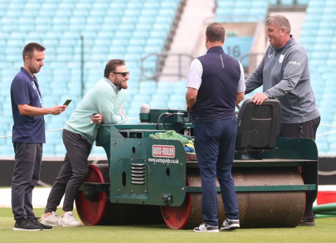 Boria Majumdar tweet media