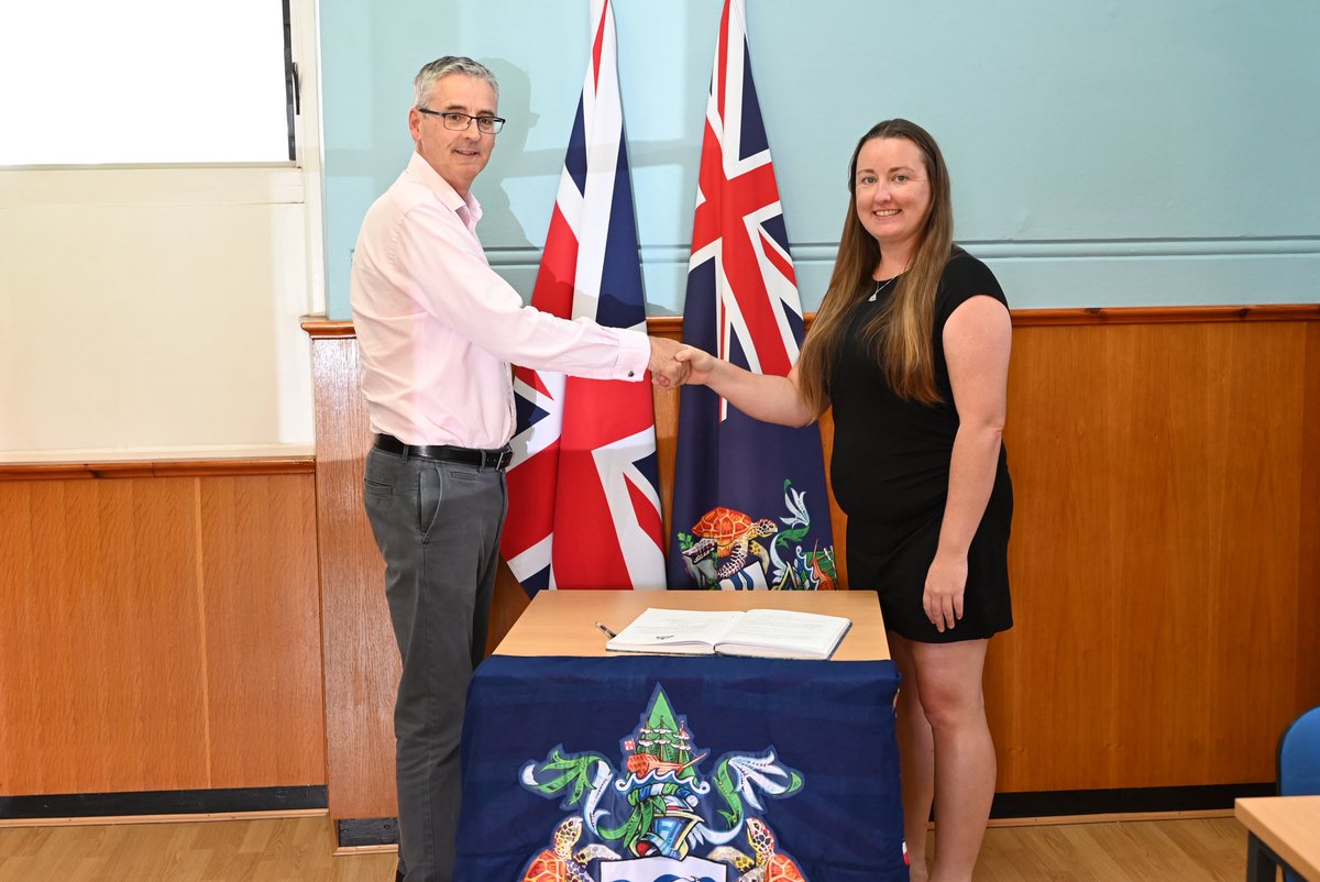Simon Minshull (@adm_ascension) on Twitter photo Welcome back to #AscensionIsland, Councillor Laura Shearer. After being sworn-in on 28 July, Laura will join her fellow councillors in serving our community. Congratulations! <a href="/GO_ASHT/">Governor's Office - St Helena, Ascension & Tristan</a> <a href="/ascension_gov/">Ascension Island Government</a> Welcome back to #AscensionIsland, Councillor Laura Shearer. After being sworn-in on 28 July, Laura will join her fellow councillors in serving our community. Congratulations! <a href="/GO_ASHT/">Governor's Office - St Helena, Ascension & Tristan</a> <a href="/ascension_gov/">Ascension Island Government</a>
