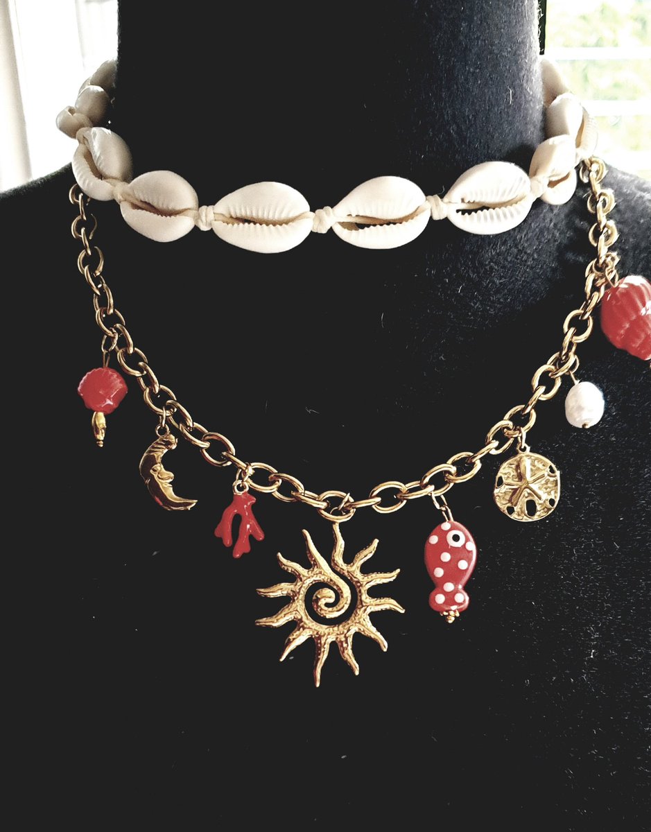 Set #Ketting &amp; Choker
Stainless steel ceramic schelpjes
Water-reststant nieuw

Handmade #ElDiva eldiva.nl

€ 16.95  set