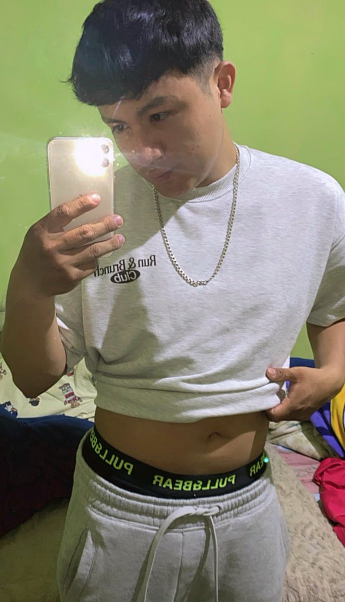 aless_ander69's tweet photo. quien pa chat :p https://t.co/bJVUG0Y5SW