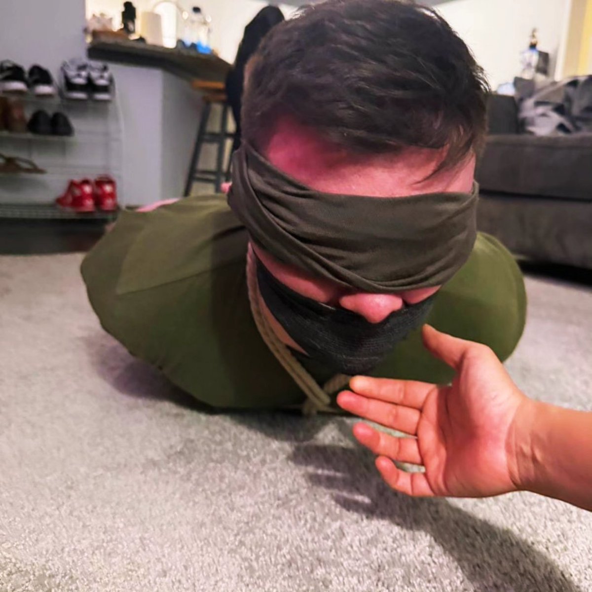 ThatBondageGuy tweet media