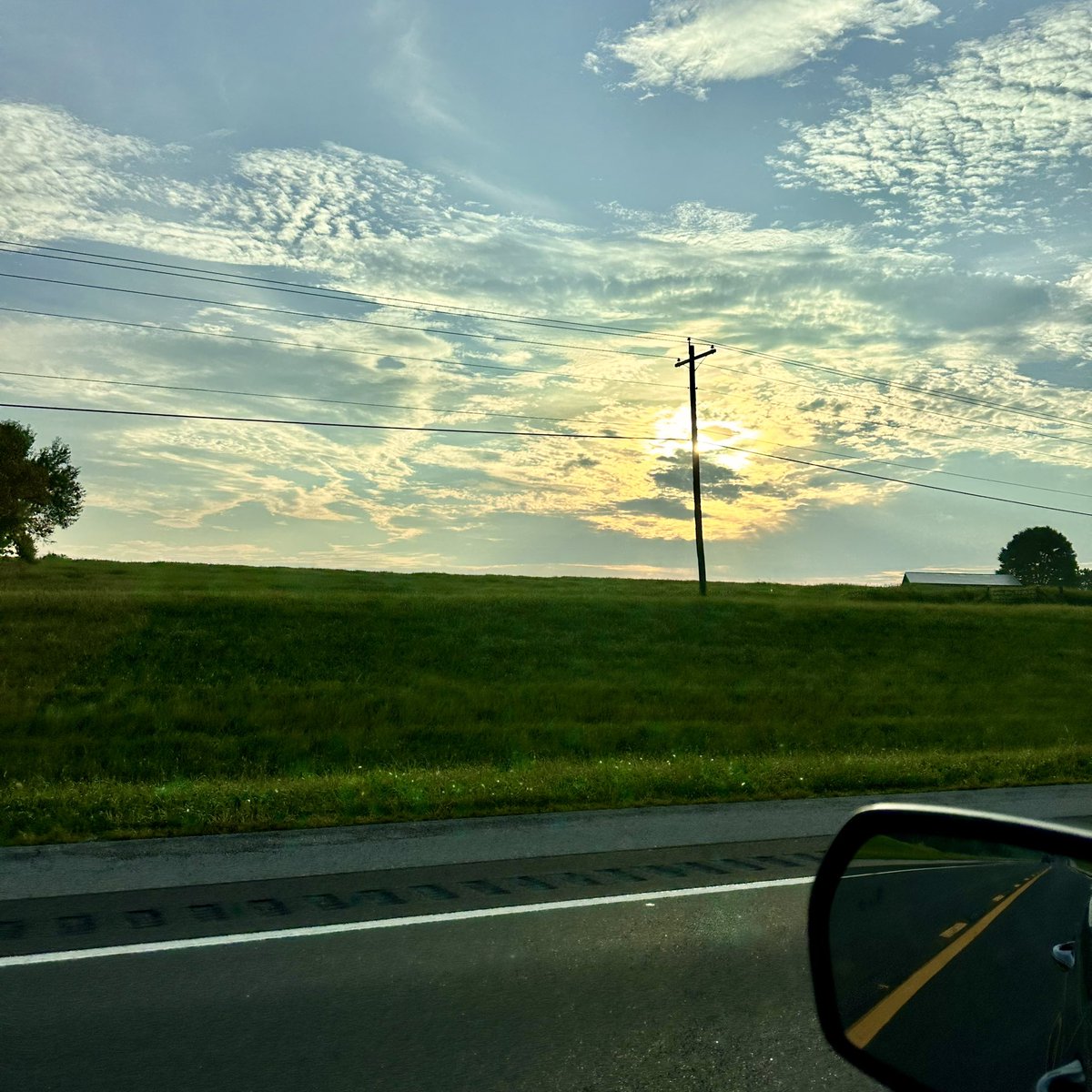 I was driving to a speech in Tennessee at sunrise this morning. I thought about my Dad, who was born in this state 75 years ago today.
Happy Birthday, Ed Culp! The sunlight here in Tennessee continues to welcome you in the world.