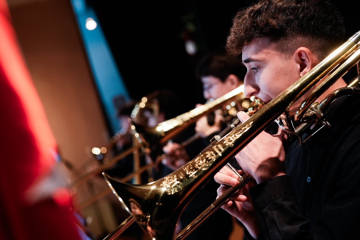 Comunidad de Madrid (@comunidadmadrid) on Twitter photo 🎵 La Comunidad de Madrid ofrecerá conciertos de música en todas las residencias públicas de mayores y de personas con discapacidad intelectual.
🤝 Mediante un convenio de colaboración entre la <a href="/FundacionORCAM/">Fundación ORCAM</a> y la Agencia Madrileña de Atención Social.
+Info: 🎵 La Comunidad de Madrid ofrecerá conciertos de música en todas las residencias públicas de mayores y de personas con discapacidad intelectual.
🤝 Mediante un convenio de colaboración entre la <a href="/FundacionORCAM/">Fundación ORCAM</a> y la Agencia Madrileña de Atención Social.
+Info: