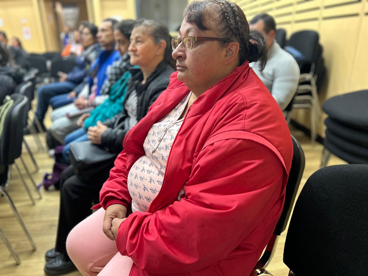 integracionbta's tweet photo. 📌Hoy estamos en nueva sesión del Consejo Local de Política Social #CLOPS en la localidad de #Usme sobre Seguridad Alimentaria y Nutricional para Bogotá, con el fin de reducir los niveles de desnutrición para la población más vulnerable en el territorio urbano-rural, garantizando el derecho.🫂

#AquíSíPasa 🟡🔴